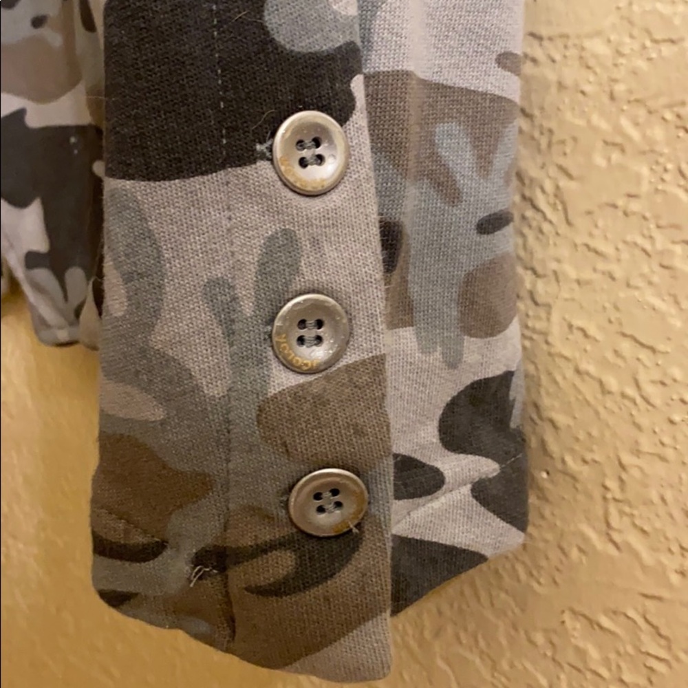J Color Men's Camouflage Blazer – Size Large - Picture 6 of 9